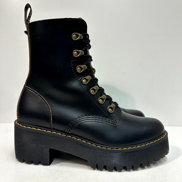 EXCELLENT Dr. Martens Leona Women's Smooth Leather Black Chunky Heeled Boots 8 - Picture 1 of 13